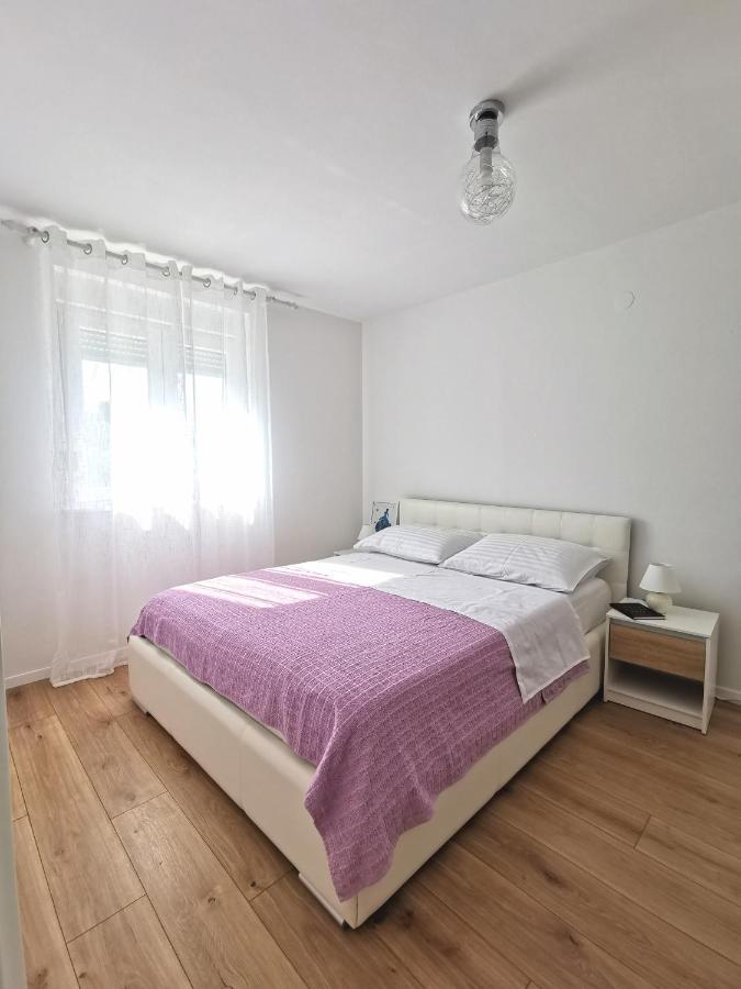 Apartmán Ulike I Pini Pula Exteriér fotografie